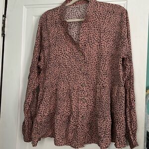 Pink leopard long sleeve flowy blouse.